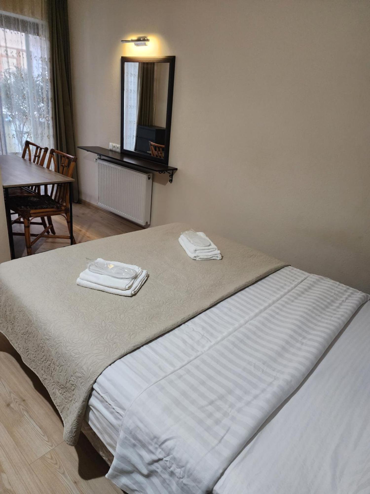 Vake-Saburtalo Hillside Apartment Тбилиси Екстериор снимка